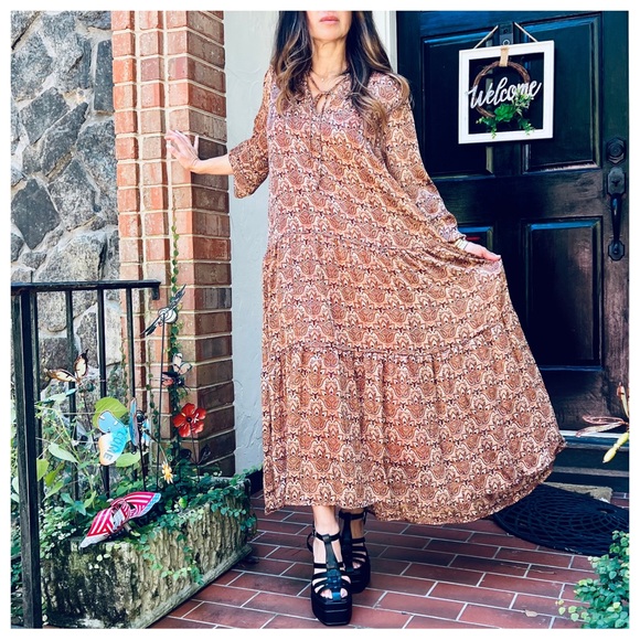 13 Beautiful Fabulous Geometric Printed Long sleeve dress - Picture 5 of 9